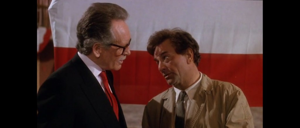 Le lieutenant Columbo discute avec son suspect Oscar Finch.